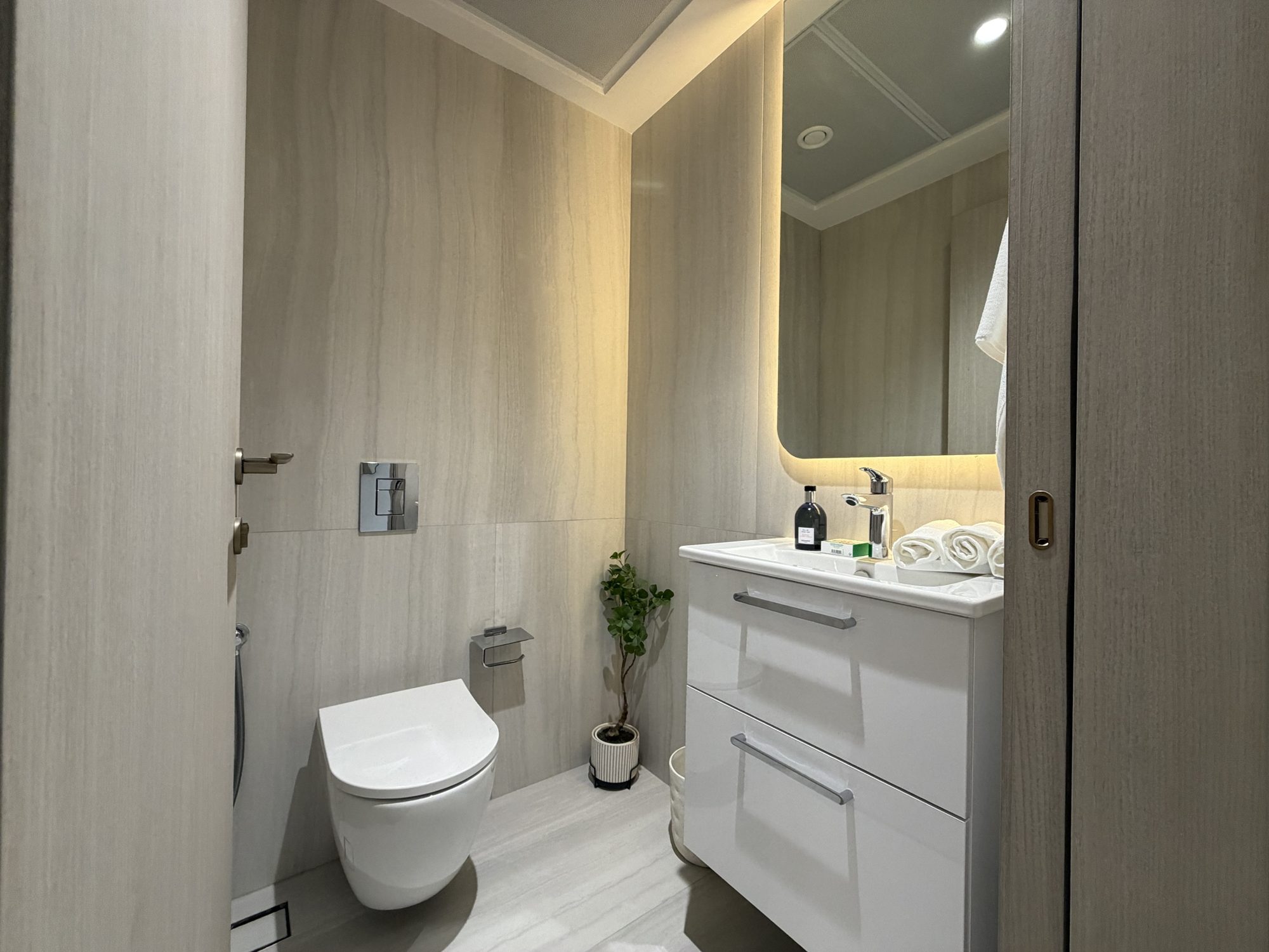 3 Bedroom Apartment for Sale in Arjan | Closed Kitchen | Bosch Appliances | Ashley Hills photo 17