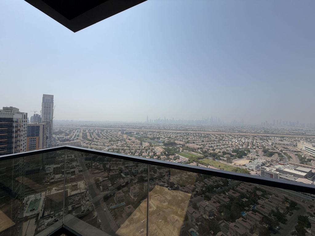 Brand New 2 Bedroom Apartment for Rent in JVT | High Floor | Marina View photo 4