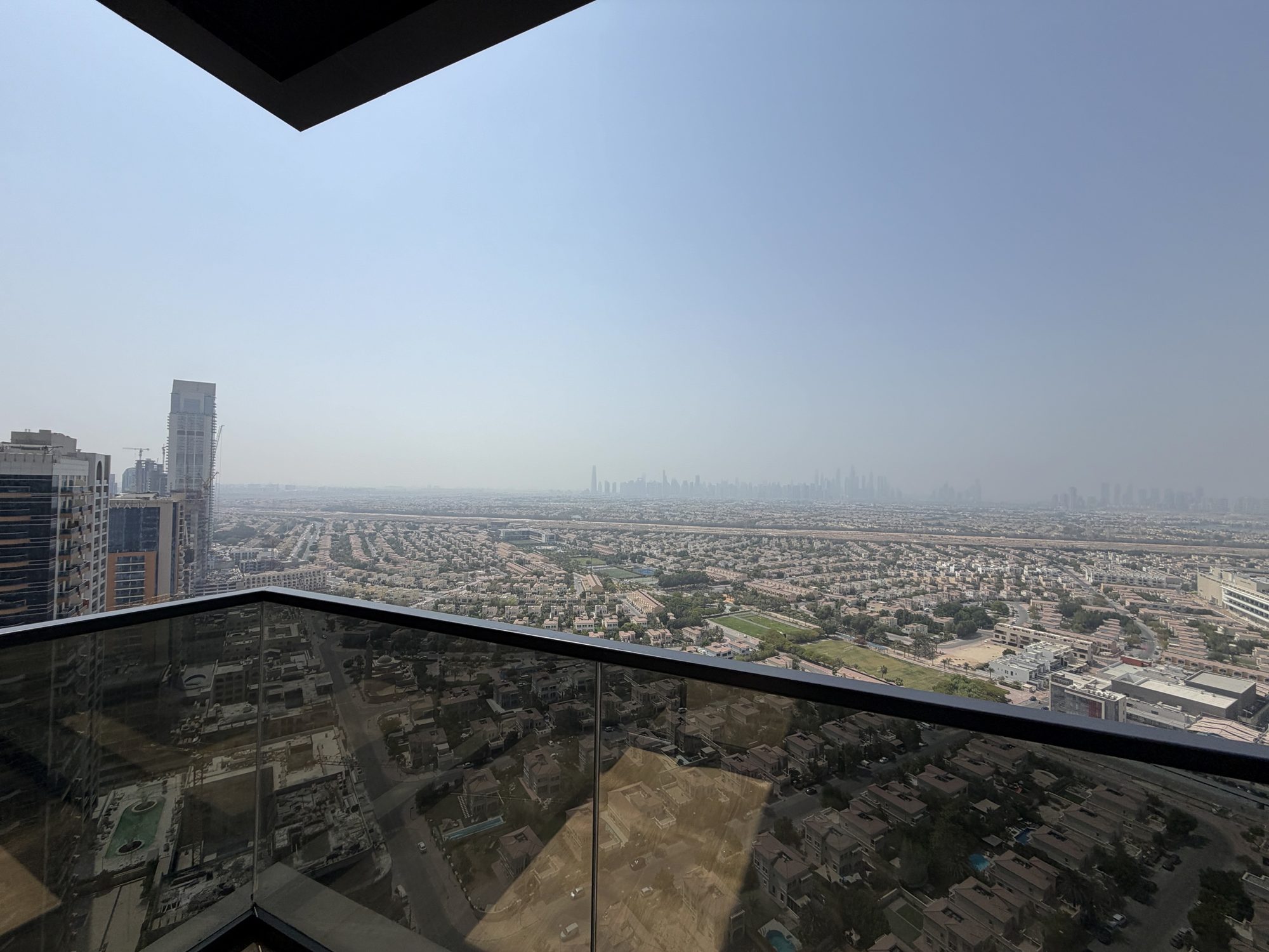 Brand New 2 Bedroom Apartment for Rent in JVT | High Floor | Marina View photo 4