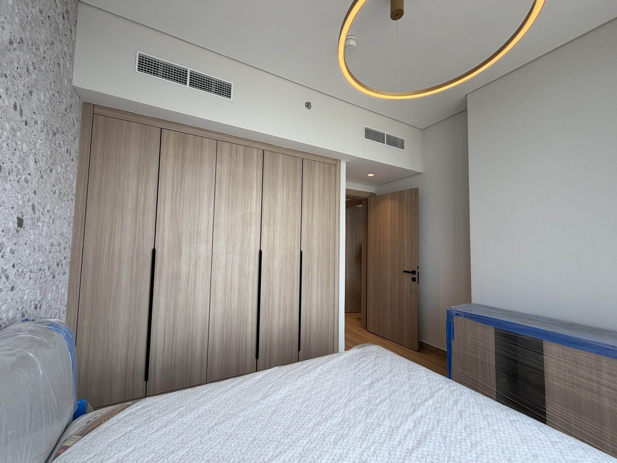 Brand New 2 Bedroom Apartment for Rent in JVT | High Floor | Marina View photo 11